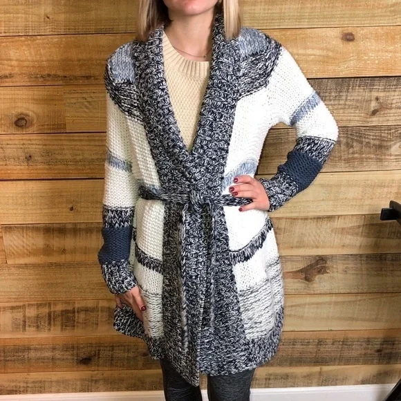 Loft, long sweater cardigan - Picture 2 of 10